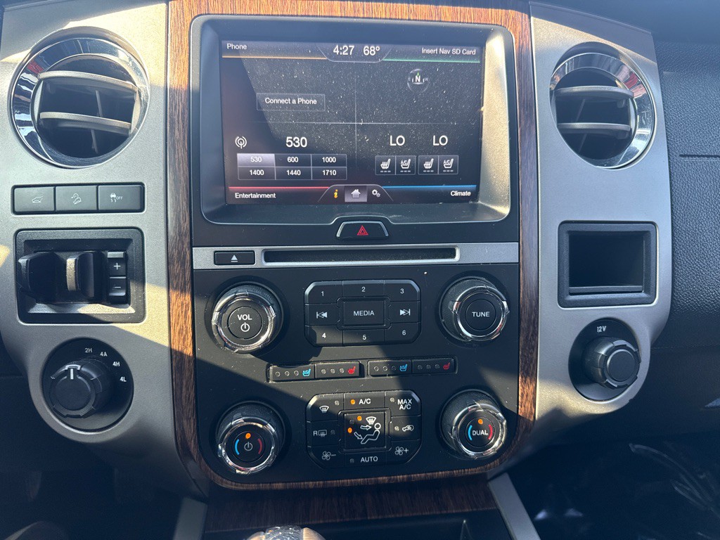 2015 Ford Expedition Image 28