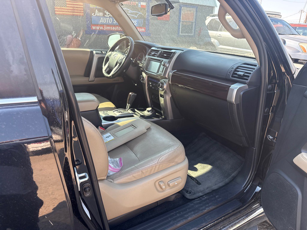 2015 Toyota 4Runner Image 10