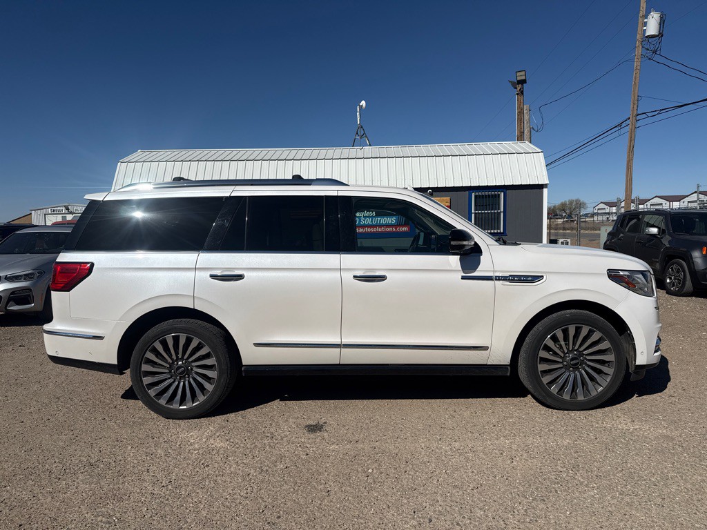 2018 Lincoln Navigator Image 5