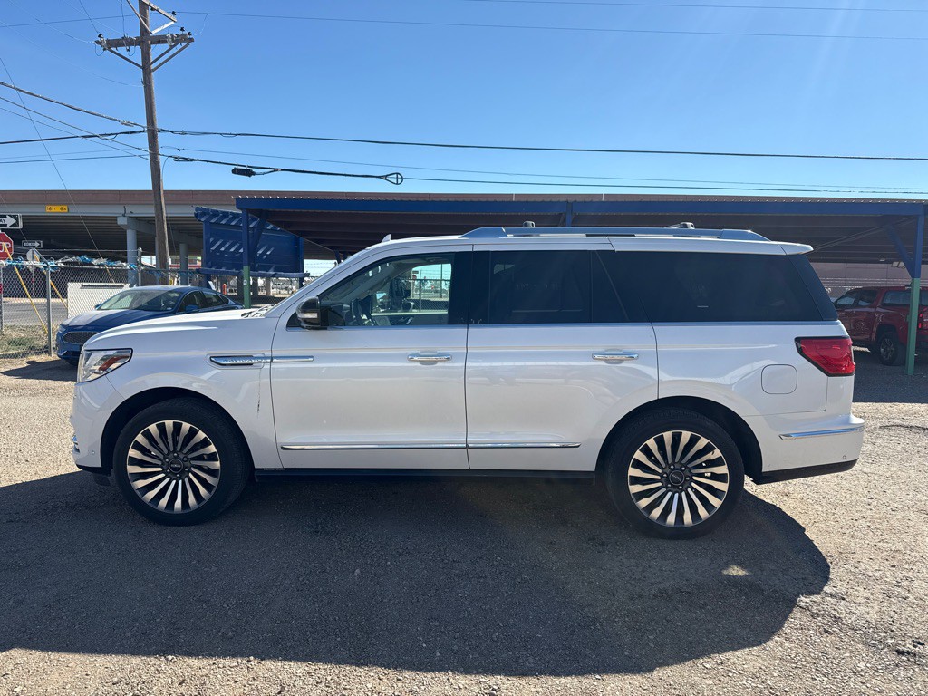 2018 Lincoln Navigator Image 14