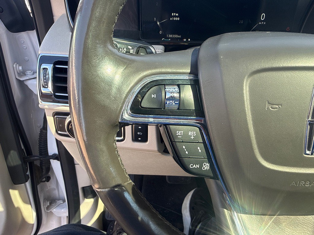 2018 Lincoln Navigator Image 23