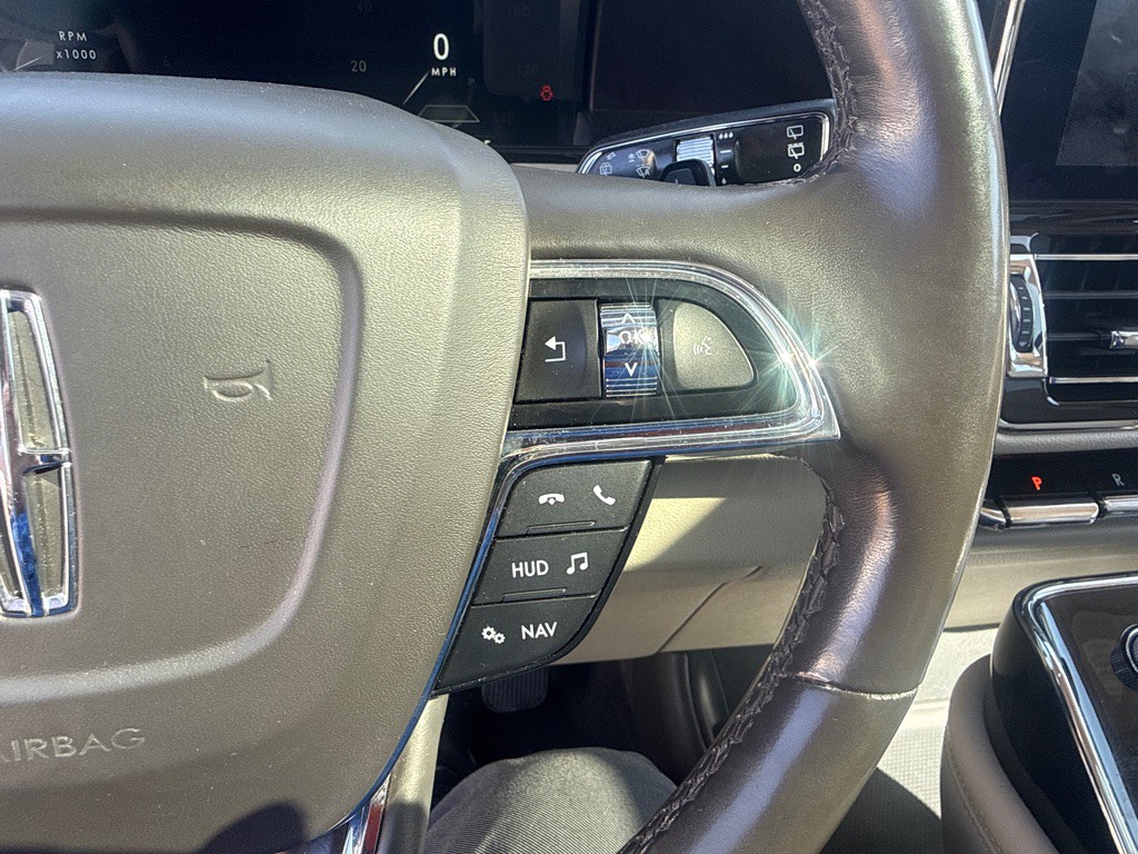 2018 Lincoln Navigator Image 24