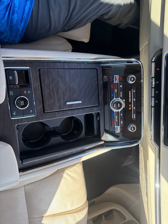 2018 Lincoln Navigator Image 29