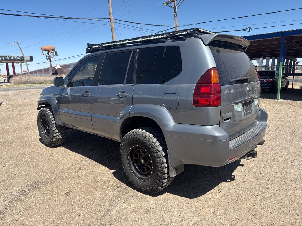 2003 Lexus GX Image 12