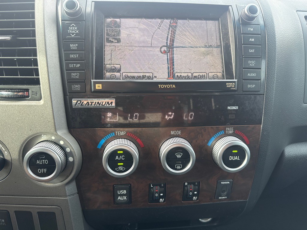 2013 Toyota Tundra Image 24