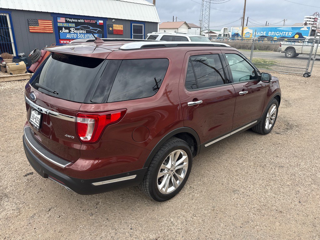 2018 Ford Explorer Image 12