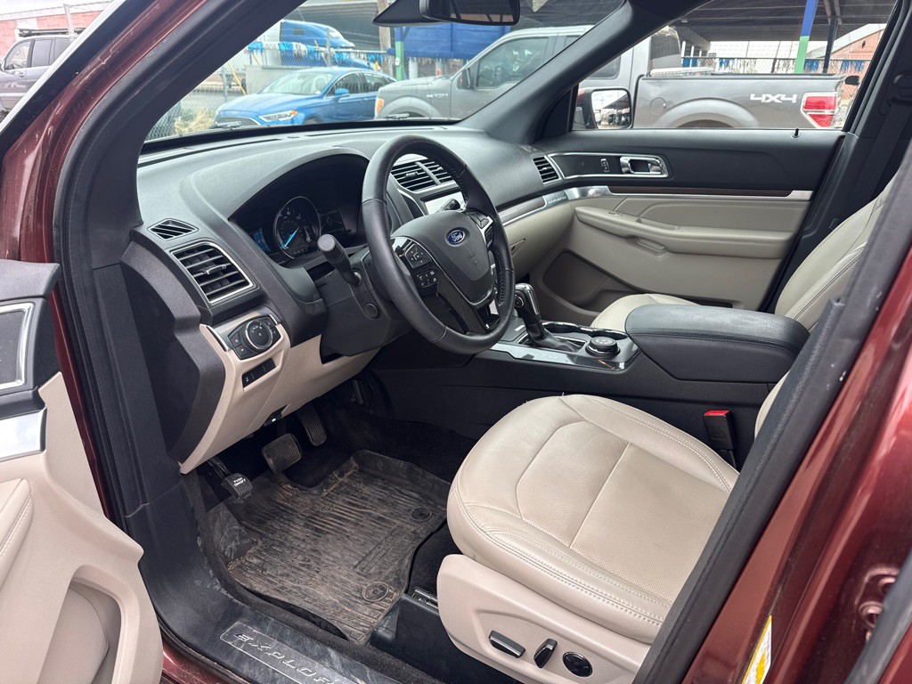 2018 Ford Explorer Image 23