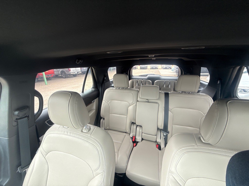 2018 Ford Explorer Image 35