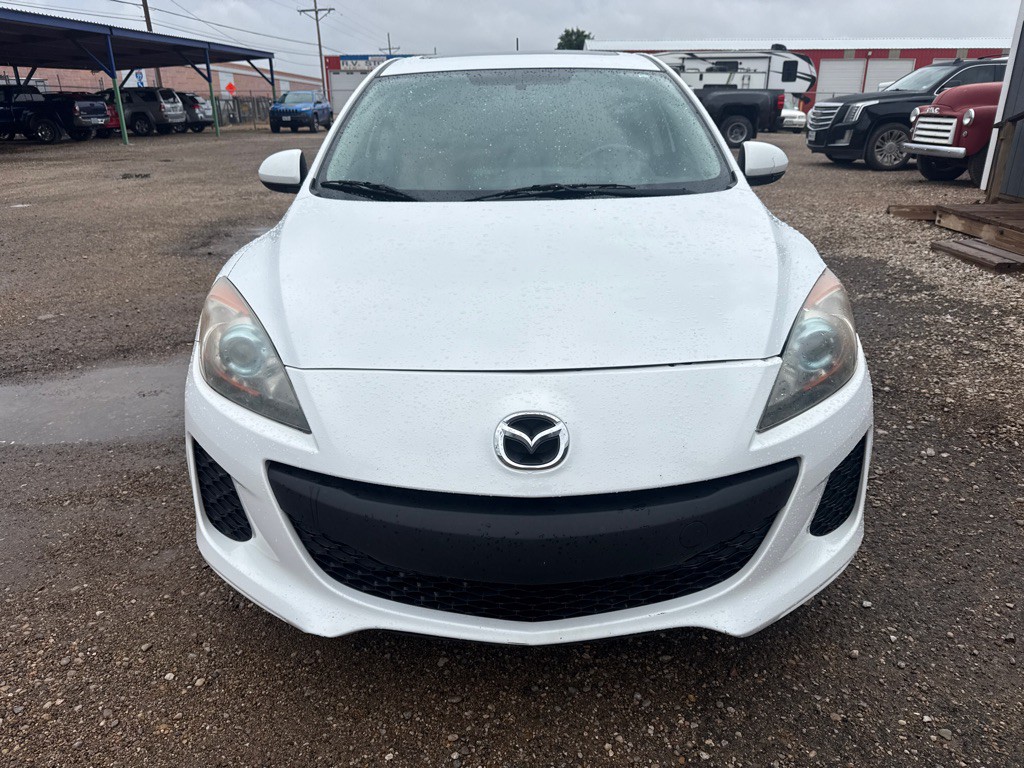2013 Mazda Mazda3 Image 2