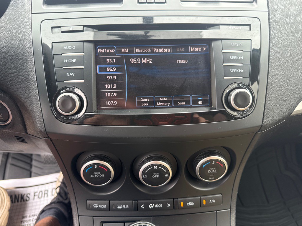 2013 Mazda Mazda3 Image 17