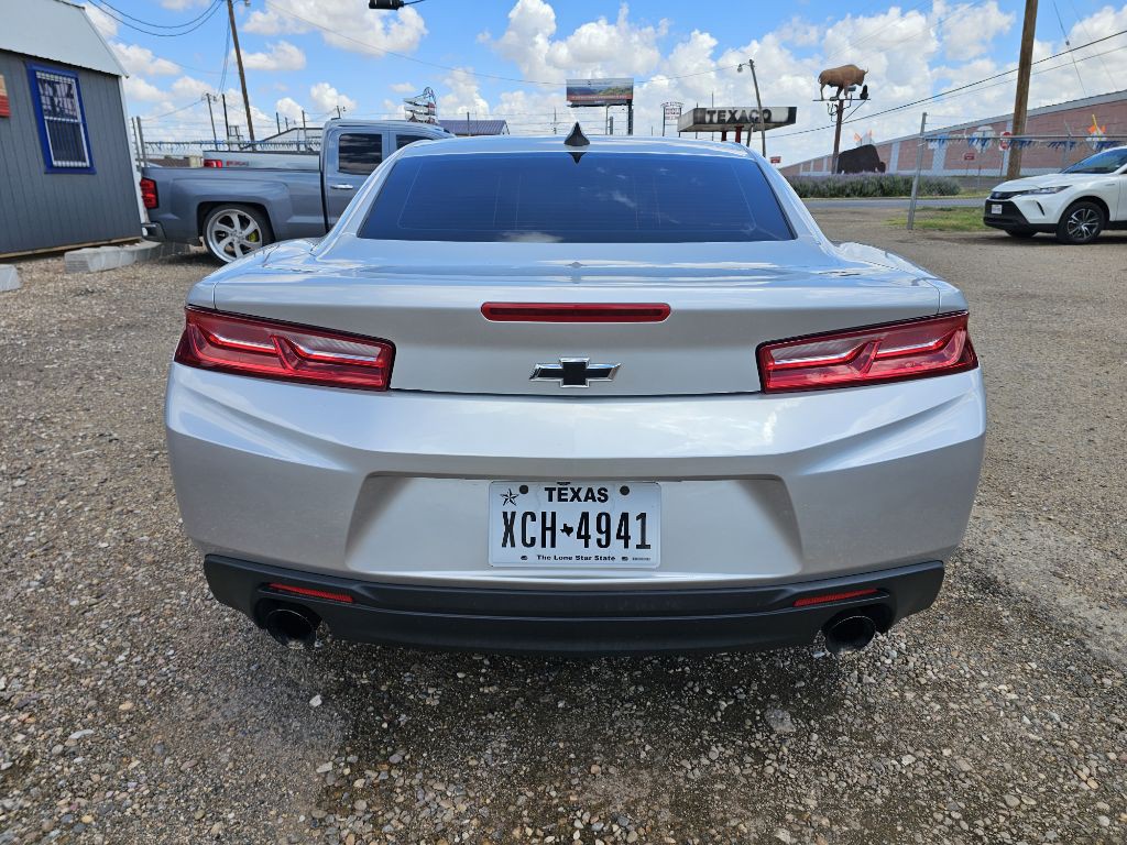 2017 Chevrolet Camaro Image 6