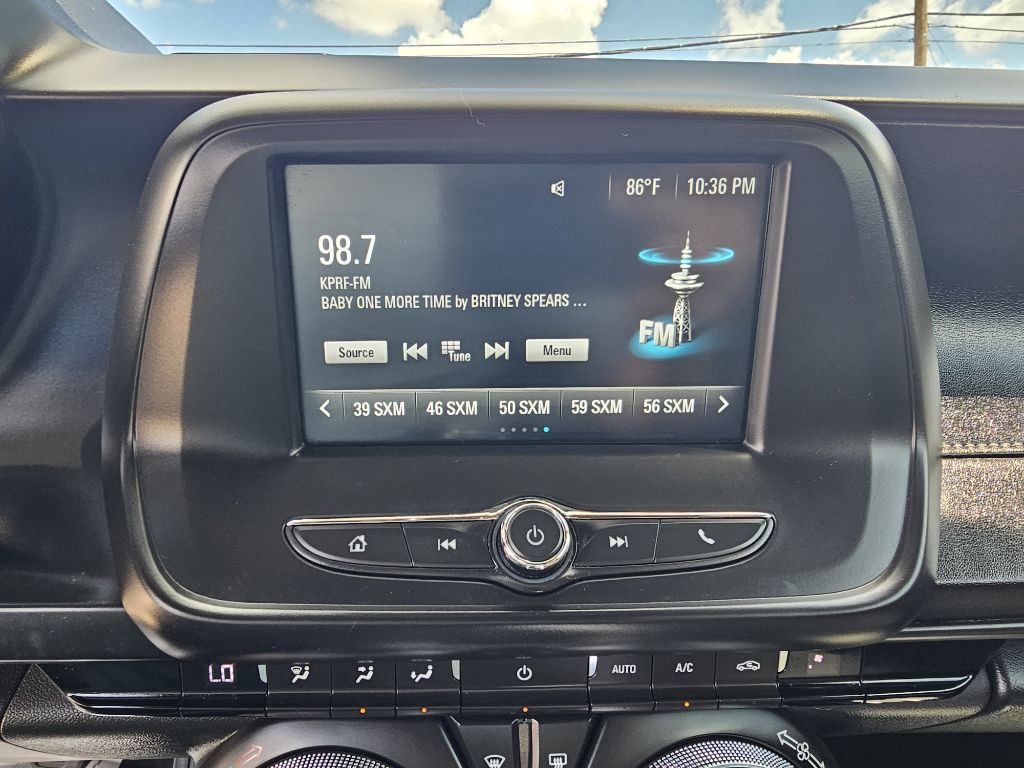 2017 Chevrolet Camaro Image 19