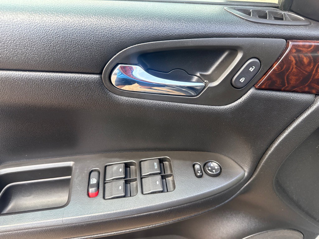 2014 Chevrolet Impala Image 16