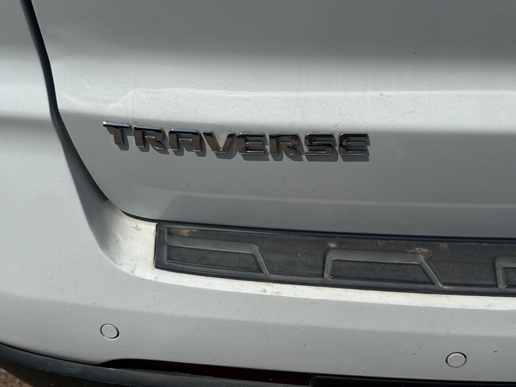 2017 Chevrolet Traverse Image 12