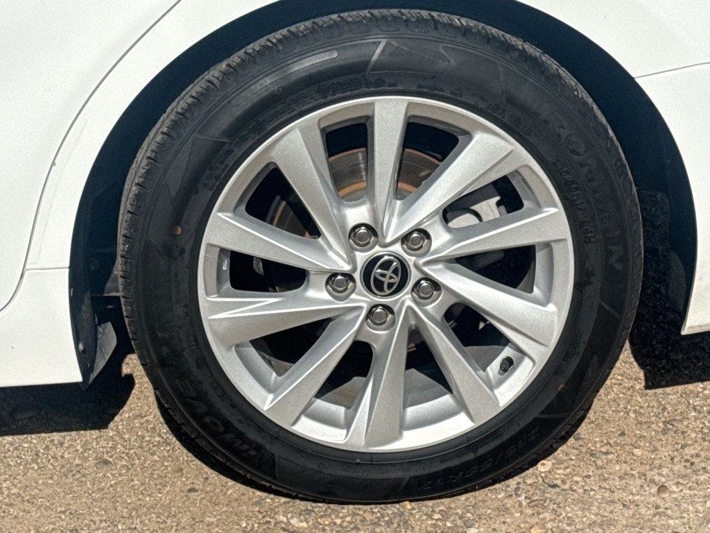 2022 Toyota Camry Image 12