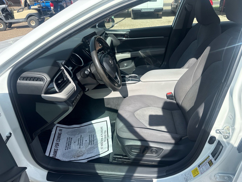 2022 Toyota Camry Image 15