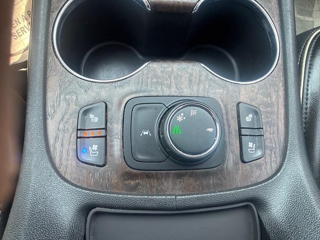 2021 GMC Acadia Image 29