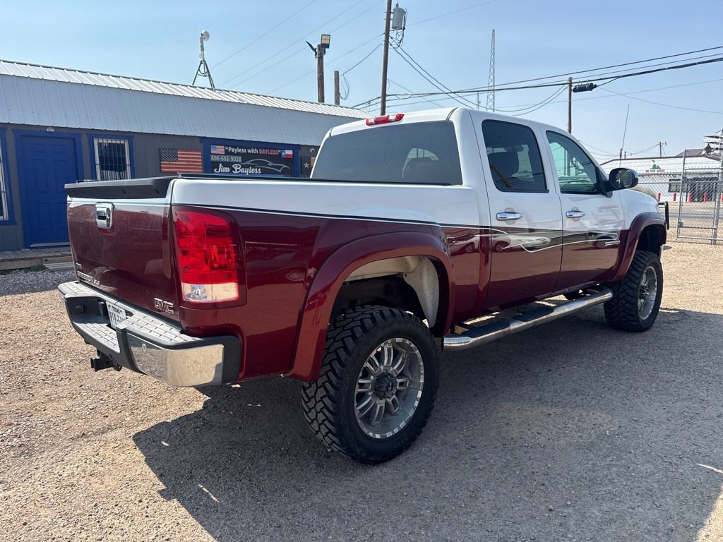 2011 GMC Sierra Image 11