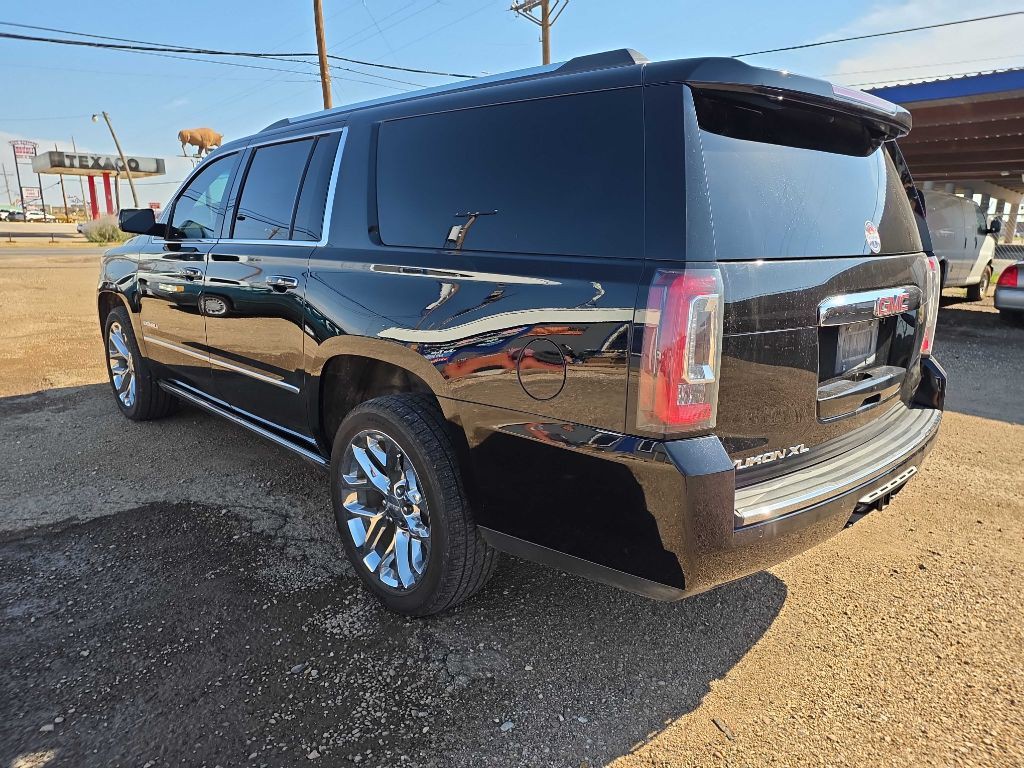 2019 GMC Yukon Image 9