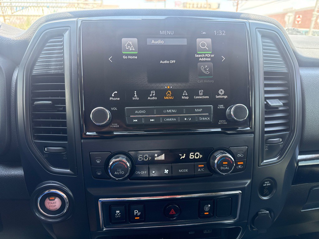 2022 Nissan Titan Image 24