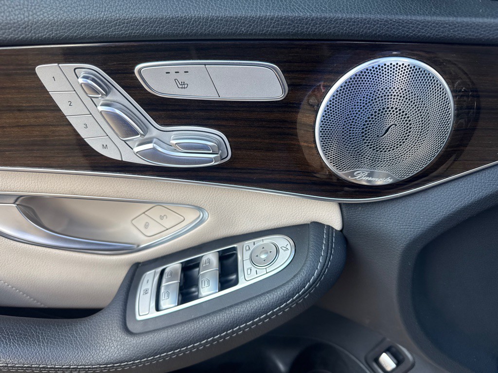 2020 Mercedes-Benz C-Class Image 30