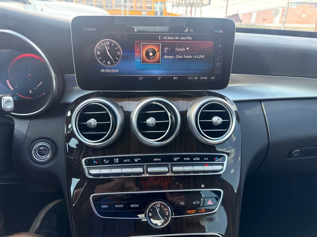 2020 Mercedes-Benz C-Class Image 36