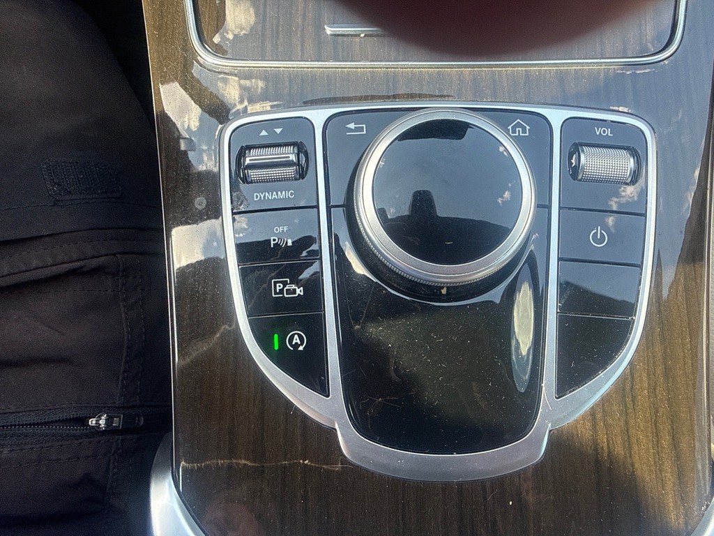 2020 Mercedes-Benz C-Class Image 41