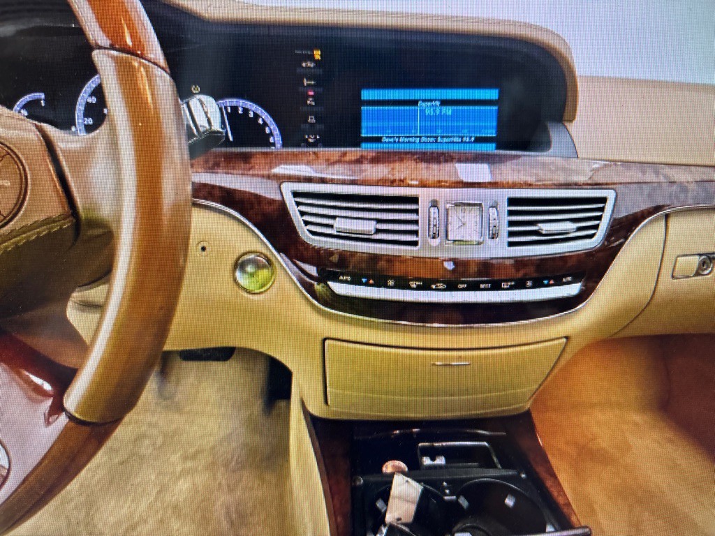 2011 Mercedes-Benz S-Class Image 10