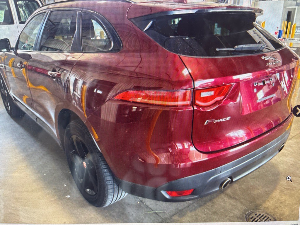 2017 Jaguar F-PACE Image 3