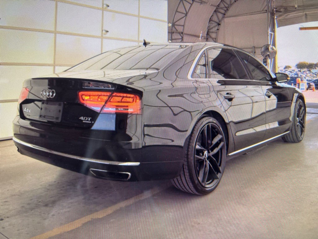2014 Audi A8 Image 4
