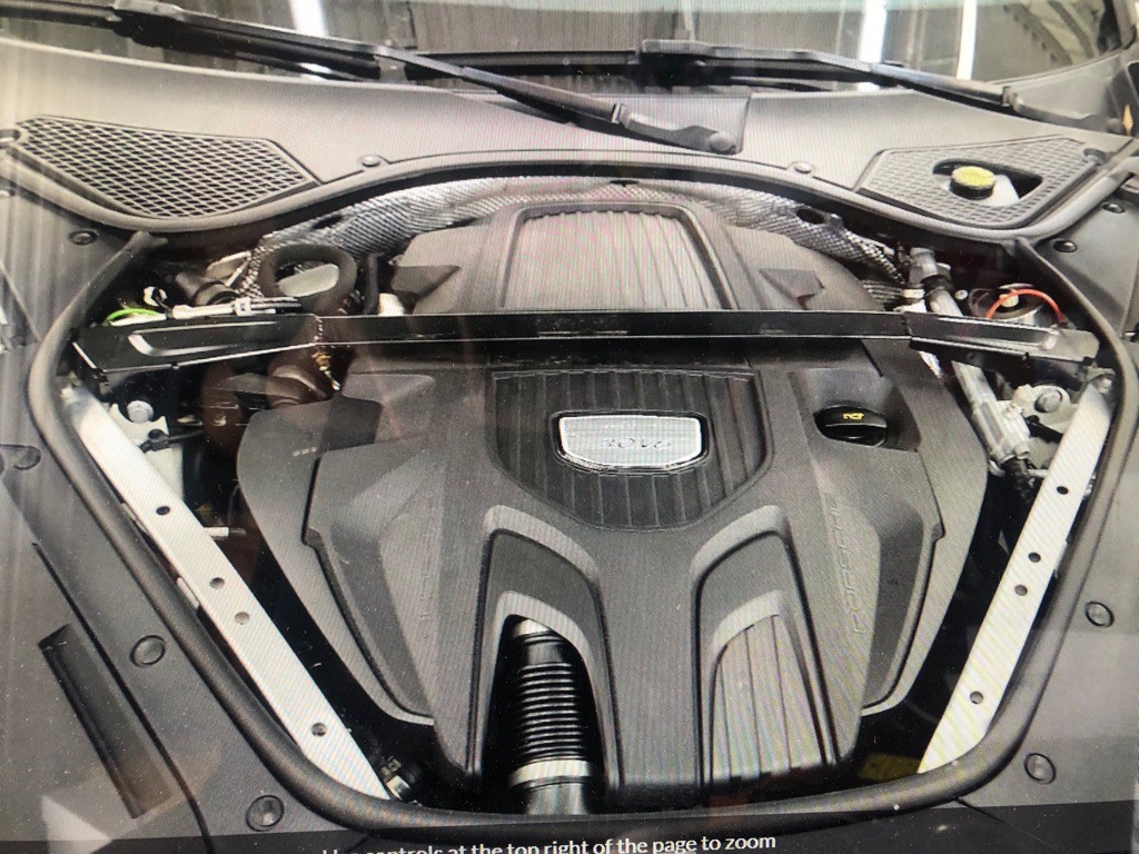 2017 Porsche Panamera Image 11