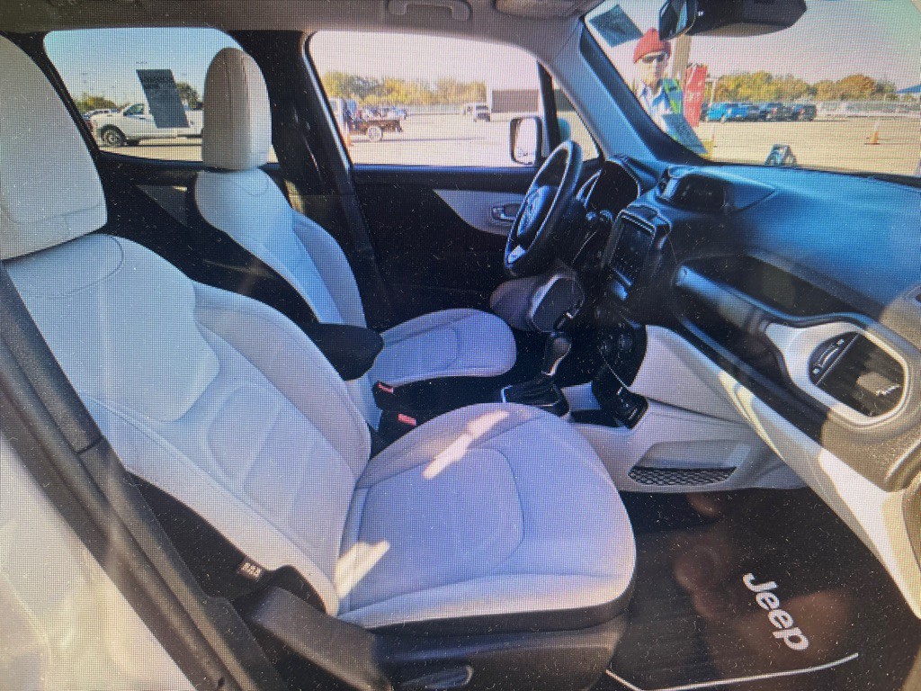 2018 Jeep Renegade Image 9