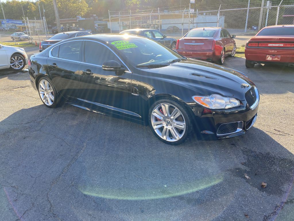 2011 Jaguar XF Image 5