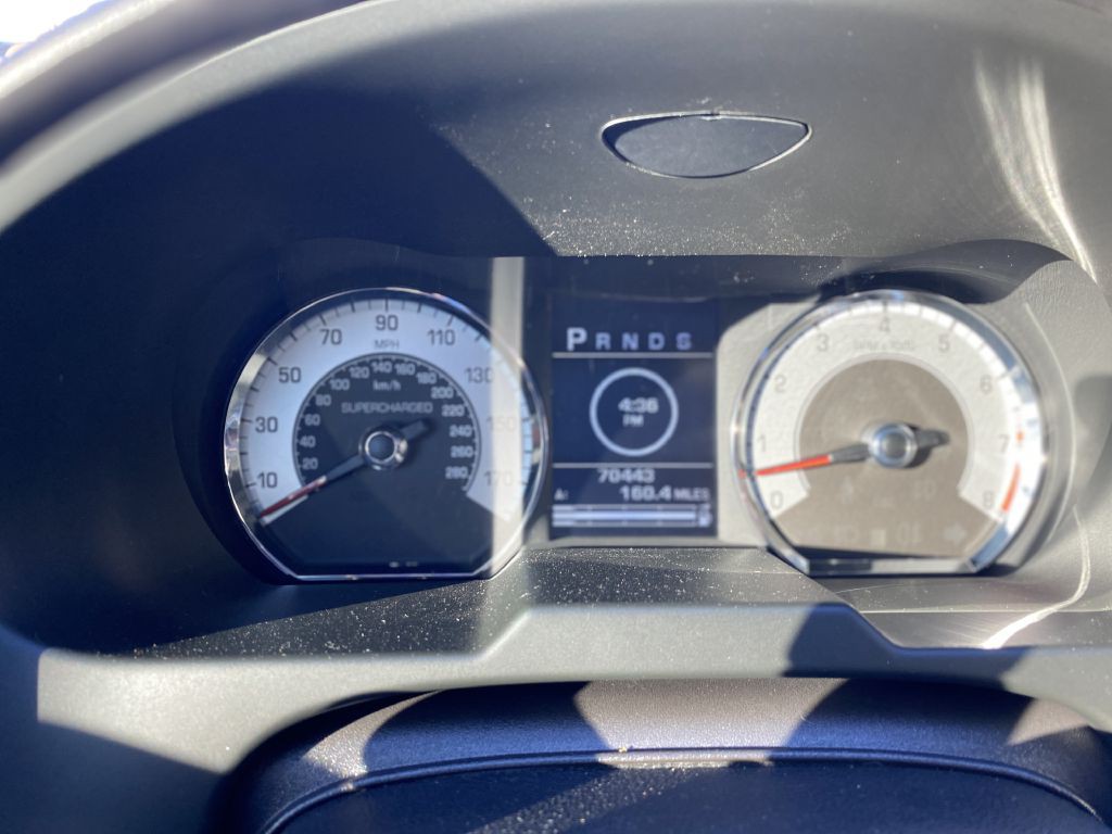 2011 Jaguar XF Image 17