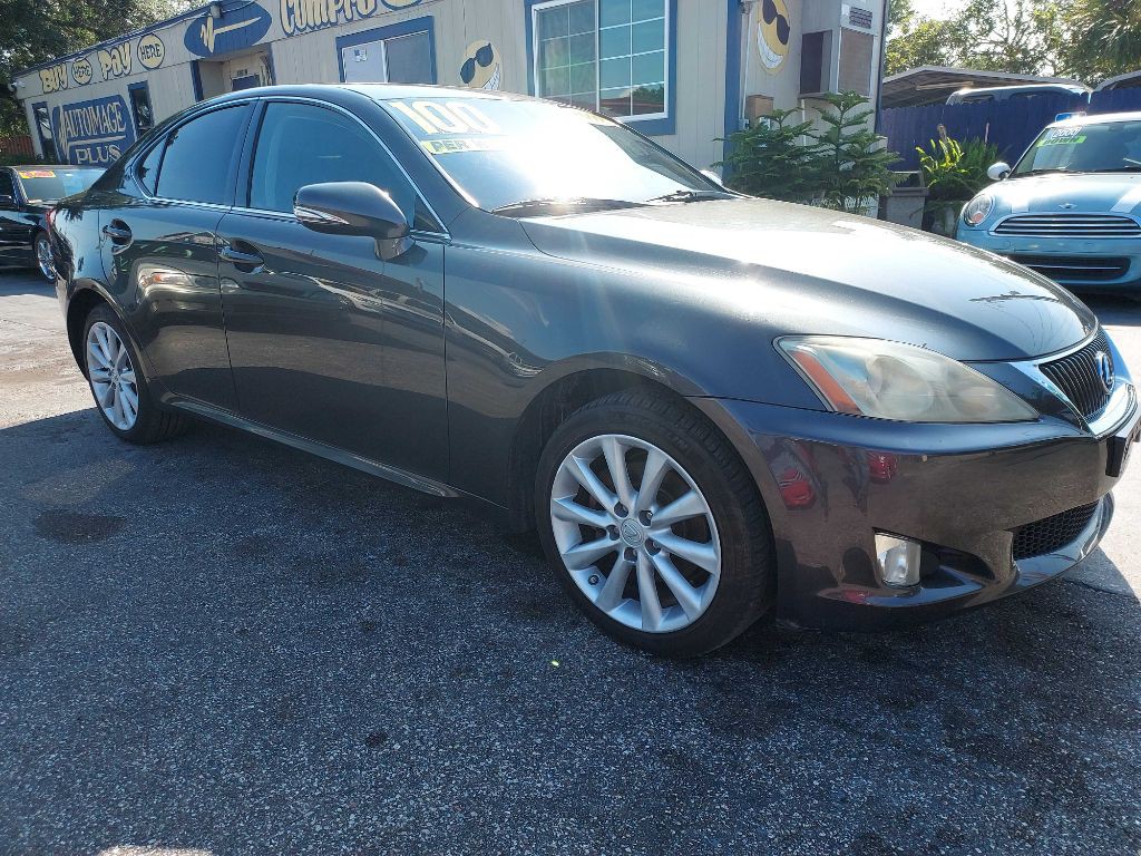 2009 Lexus IS Image 2