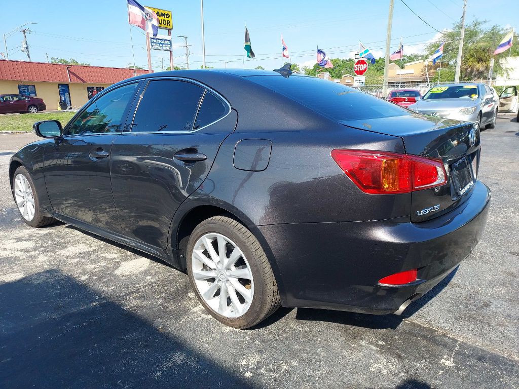2009 Lexus IS Image 6