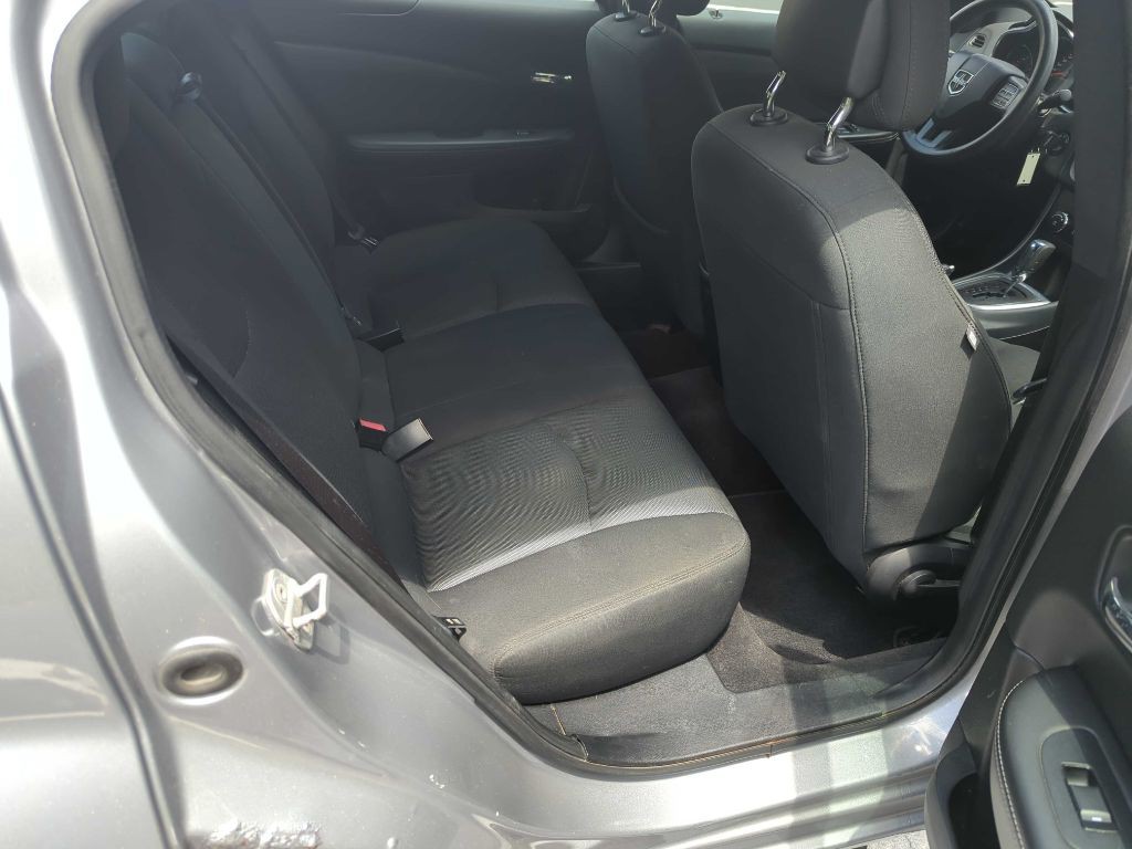 2013 Dodge Avenger Image 15