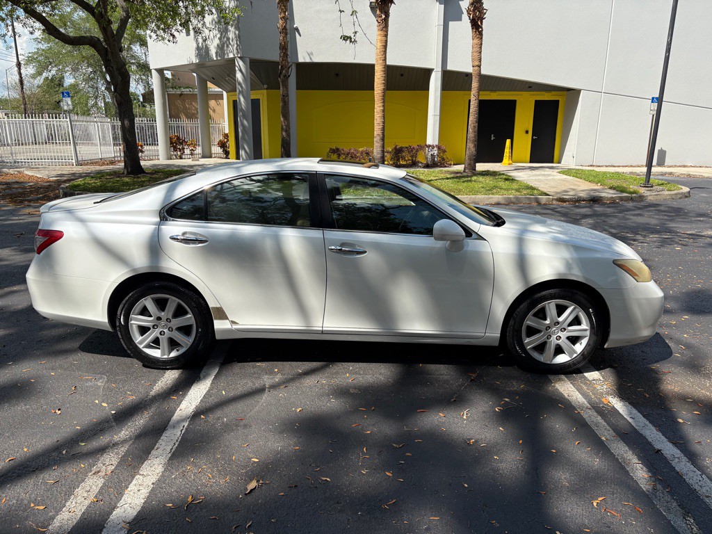 2009 Lexus ES Image 5