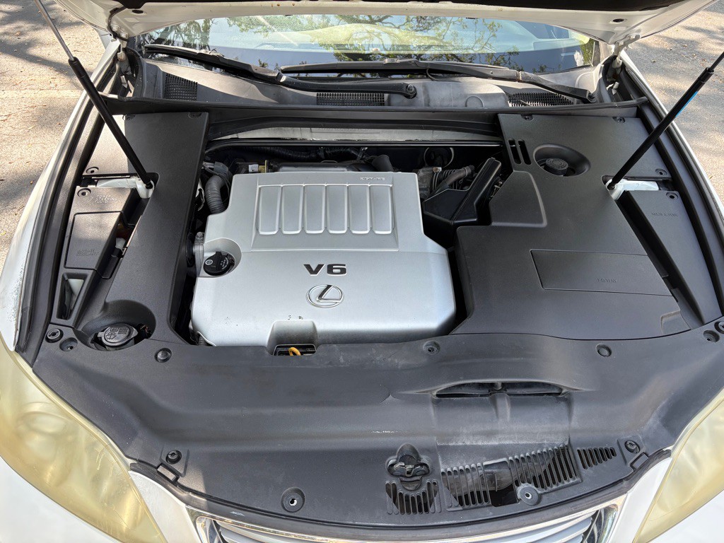 2009 Lexus ES Image 18