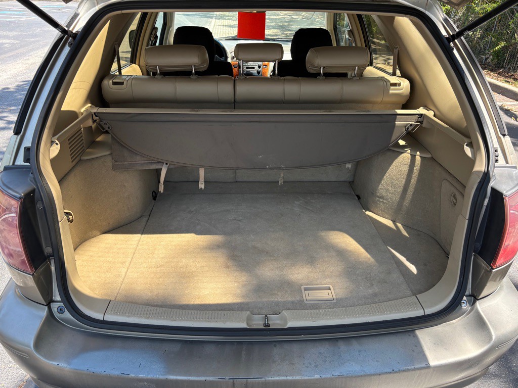 2000 Lexus RX Image 11