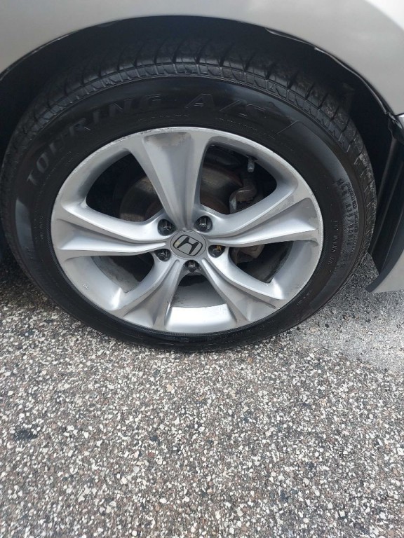 2009 Honda Accord Image 16