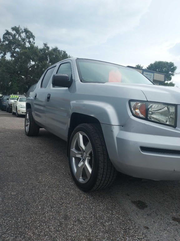 2006 Honda Ridgeline Image 2