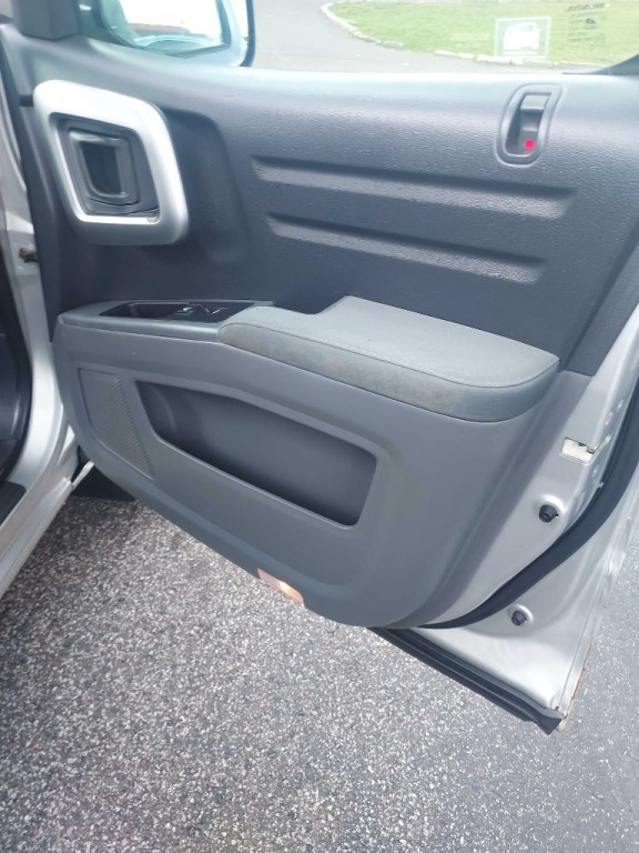 2006 Honda Ridgeline Image 15