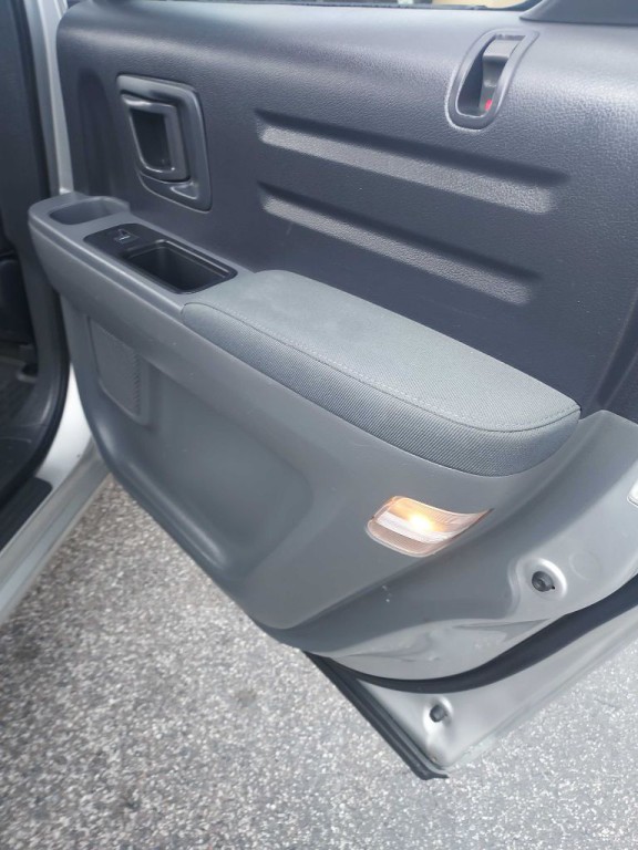 2006 Honda Ridgeline Image 17