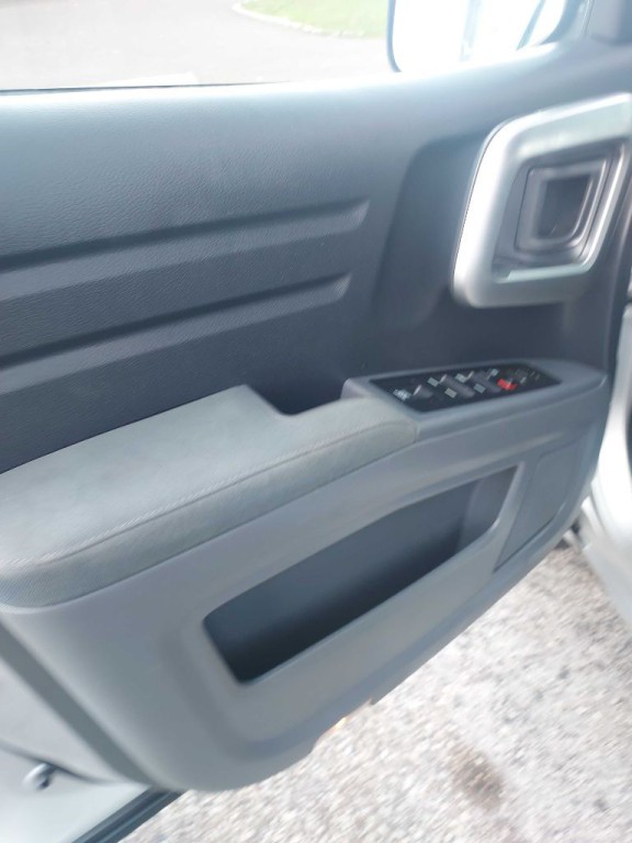 2006 Honda Ridgeline Image 18
