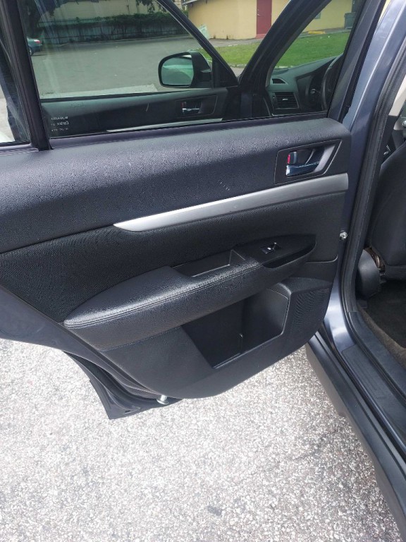 2014 Subaru Outback Image 15