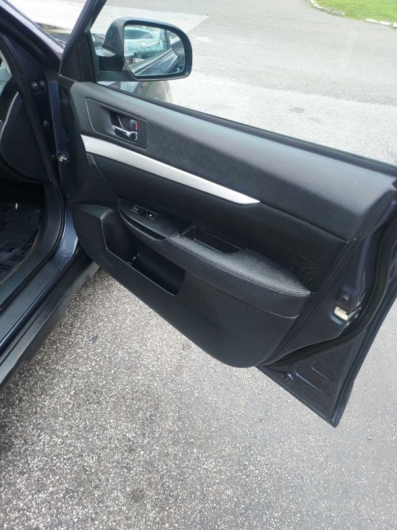2014 Subaru Outback Image 16