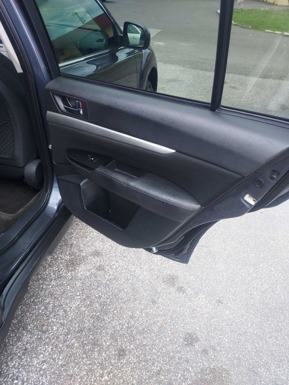 2014 Subaru Outback Image 47