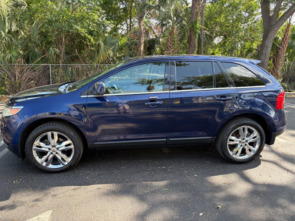 2011 Ford Edge Image 2
