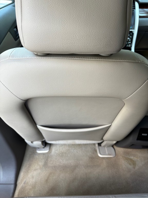 2011 Ford Edge Image 12